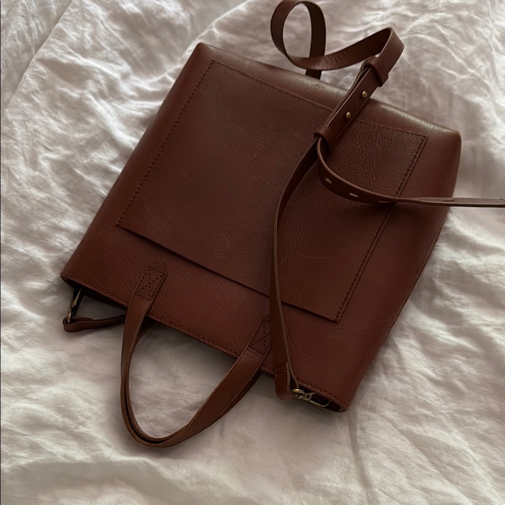 MW small Transport Crossbody Bag - Picture 2 of 3